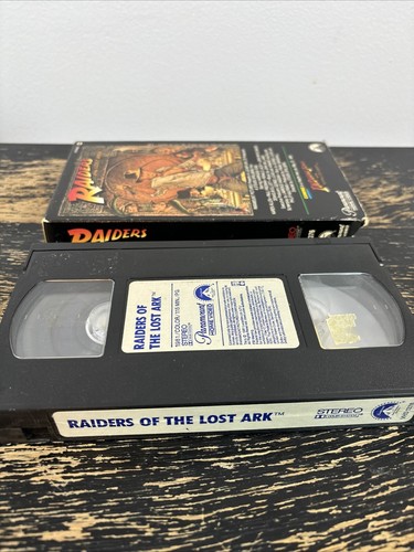 1981 First Printing, Indiana Jones "Raiders of the Lost Ark" VHS Vintage HTF! - Picture 3 of 3