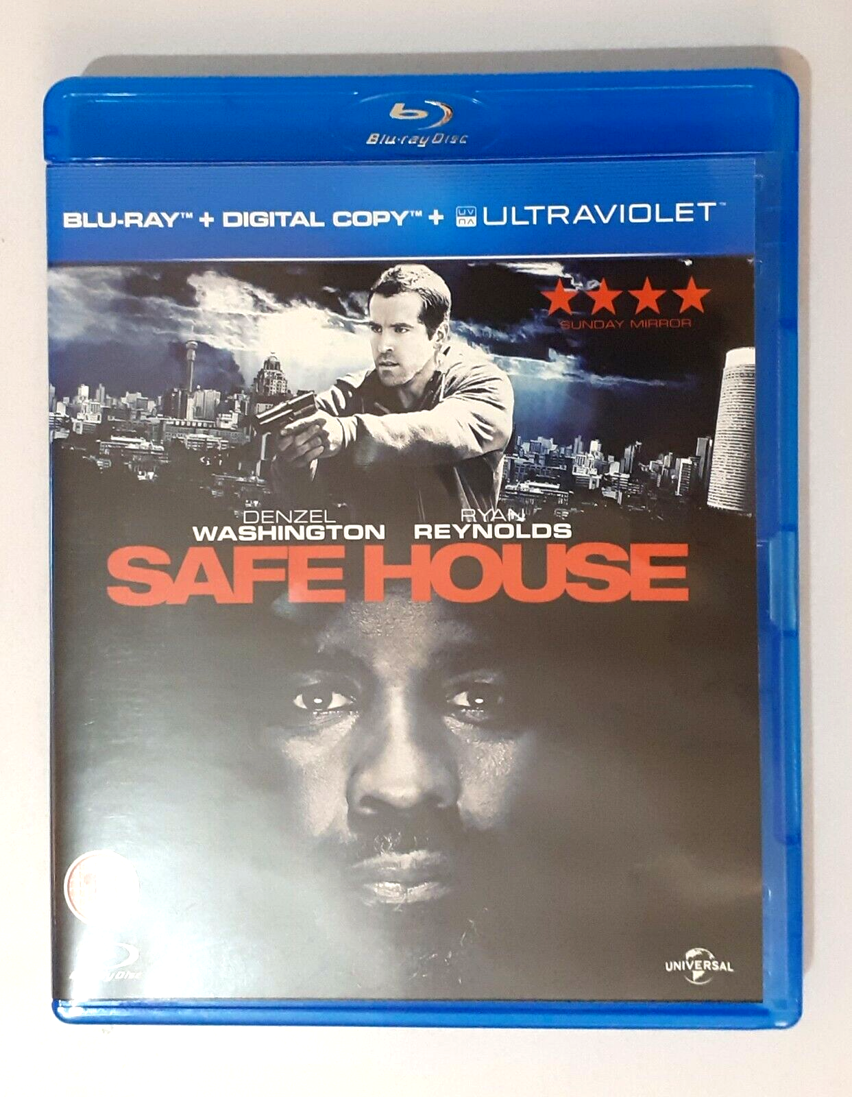 Safe House BLU RAY Starring Denzel Washington Ryan Reynolds
