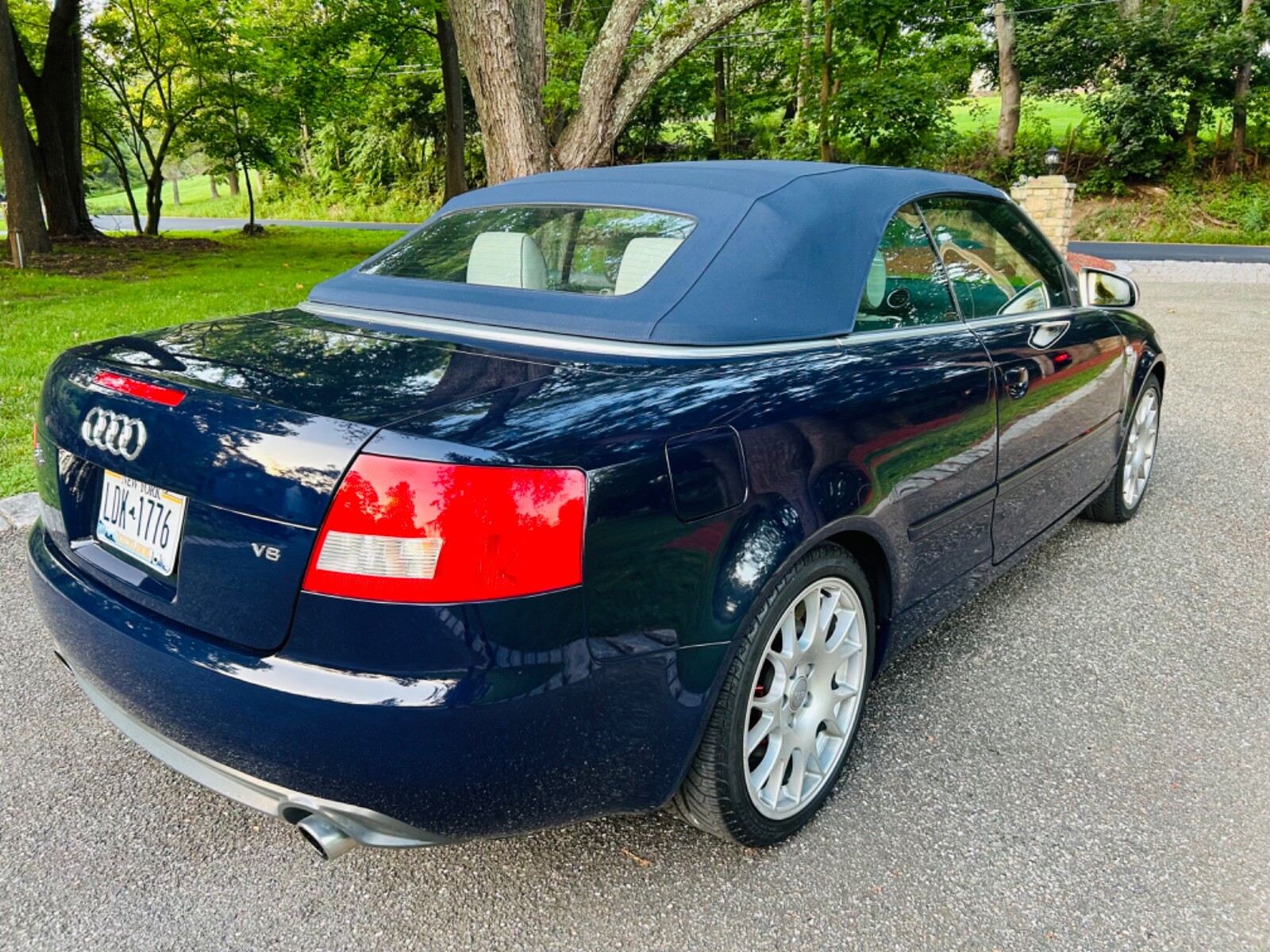 2006 Audi S4 4.2L V8 AWD 6 speed Manual RS4 style LOW Miles no reserve
