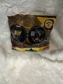 LEGO - The LEGO Batman Movie - Rare - Tiger Tuxedo Batman Pod 5004929 - New