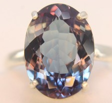 Anillo de plata de ley 925 de corte ovalado de alejandrita natural de 5,35 Gms regalo para ella