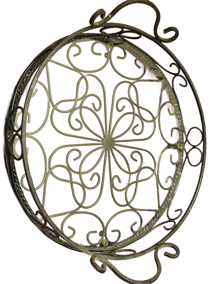 Bandeja redonda Jamestown con inserto de vidrio, patas de hierro negro, Southern Home Living Foto 4 de 4