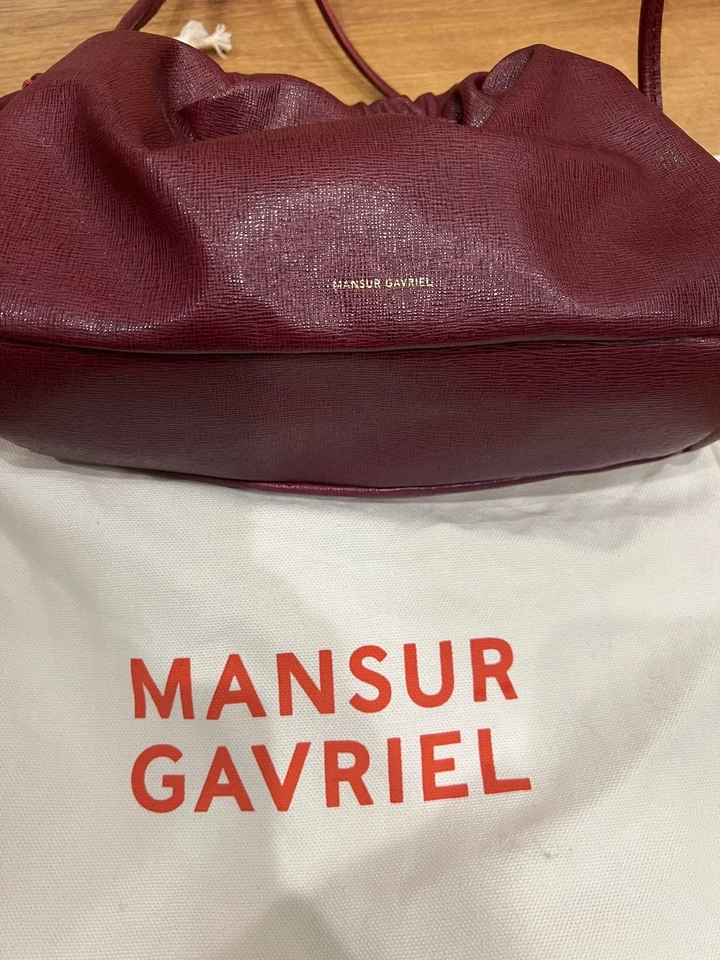 NUEVO SIN ETIQUETAS Mansur Gavriel MINI CLUTCH NUBE Granada Italiana Hecho en Italia Bolsa para el Polvo Foto 2 de 4