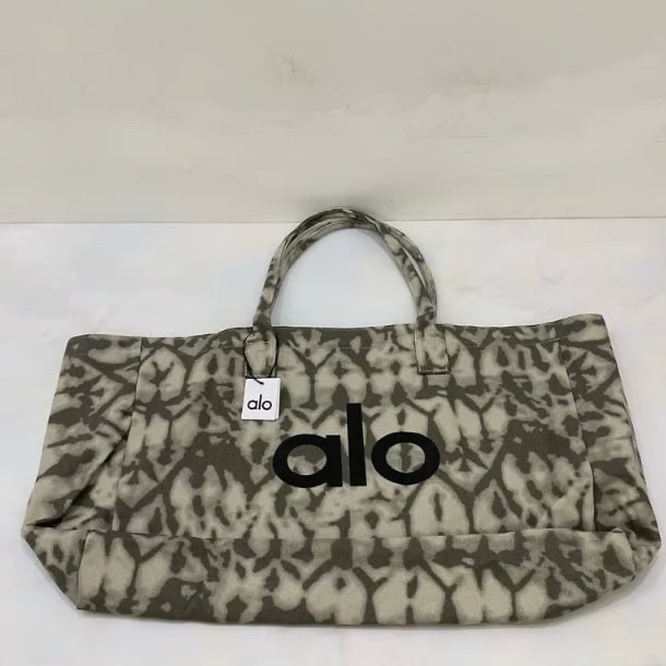 ALO Yoga Gray Tie Dye Tote Bag Canvas Large Gym Travel Bag NWT