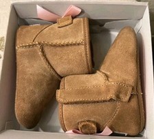UGG Australia Jesse Bow 11 Boots with Pink Bows Infant Sz 0/1