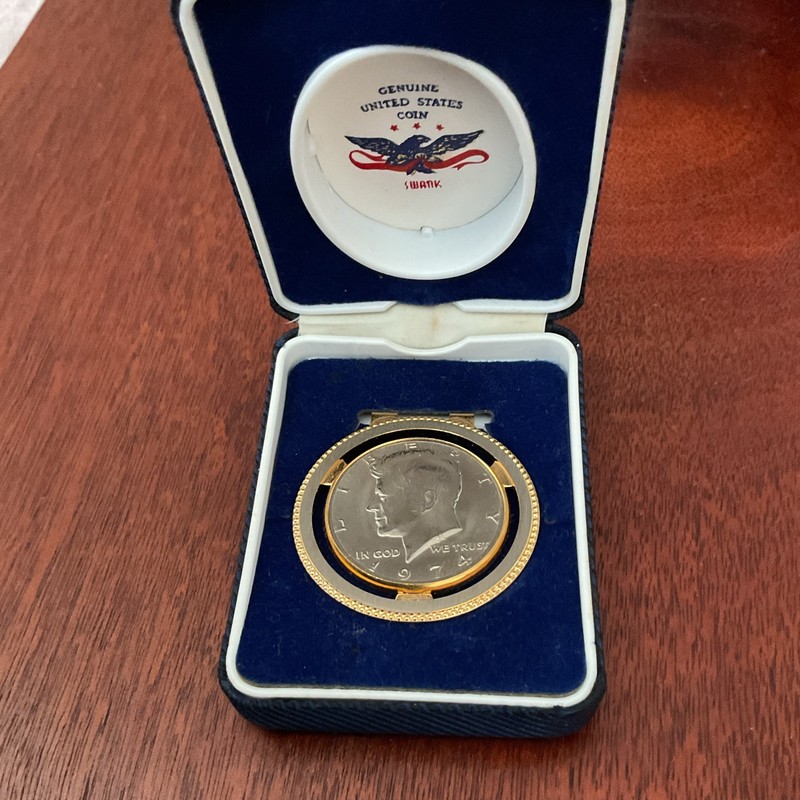 Swank 1974 Kennedy Half Dollar 50C Genuine United States Coin Holder money clip