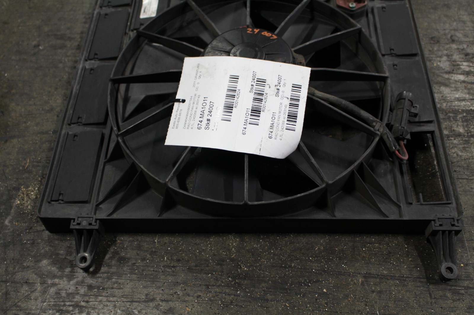 Maserati Granturismo 4.7, Radiator Cooling Fan, Used, P/N 242068 sc 263143
