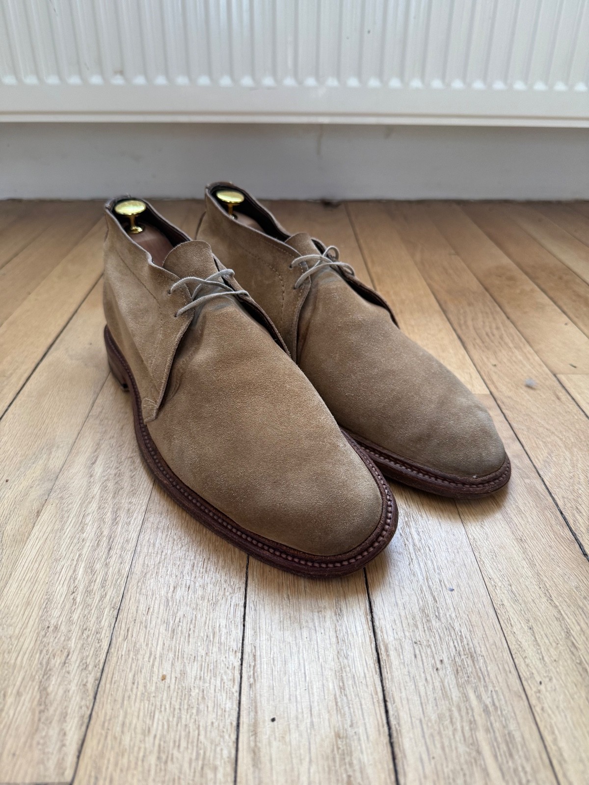 Alden 1494 Tan Suede Chukka