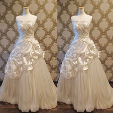 Strapless Vintage Wedding Dresses Satin Princess Ruffled Full Length Bridal Gown