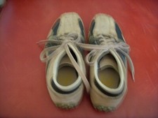 Men's Skecher's Lace Up Sneakers Size 8.5