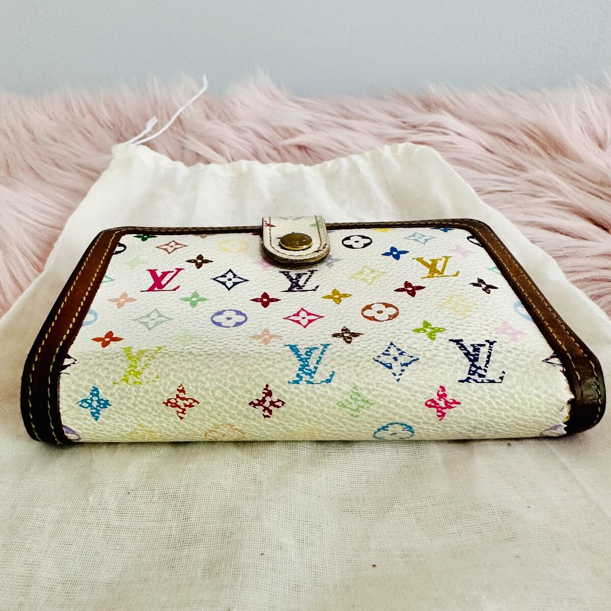 LOUIS VUITTON MURAKAMI MULTICOLOR MONOGRAM BIFOLD WALLET LOUIS VUITTON MURAKAMI MULTICOLOR MONOGRAM BIFOLD WALLET