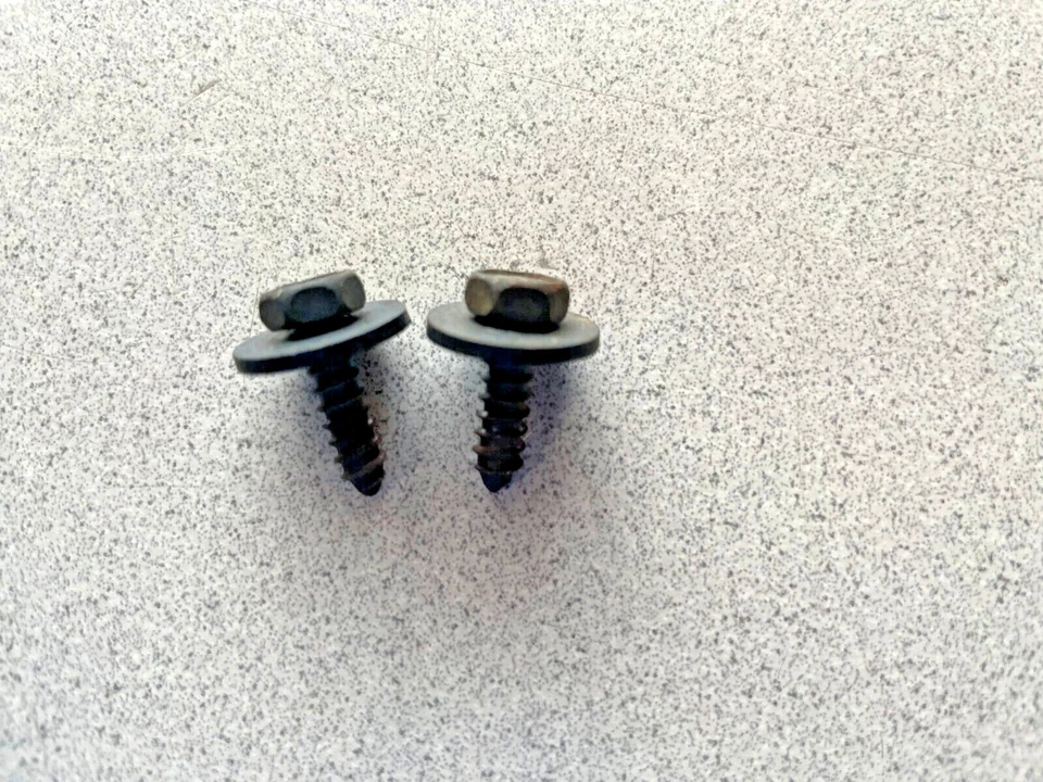 2004-2010 MERCEDES-BENZ SLK280 SLK350 R171 ~ 2 TURN SIGNAL LIGHT BRACKET SCREW - Image 2 of 3