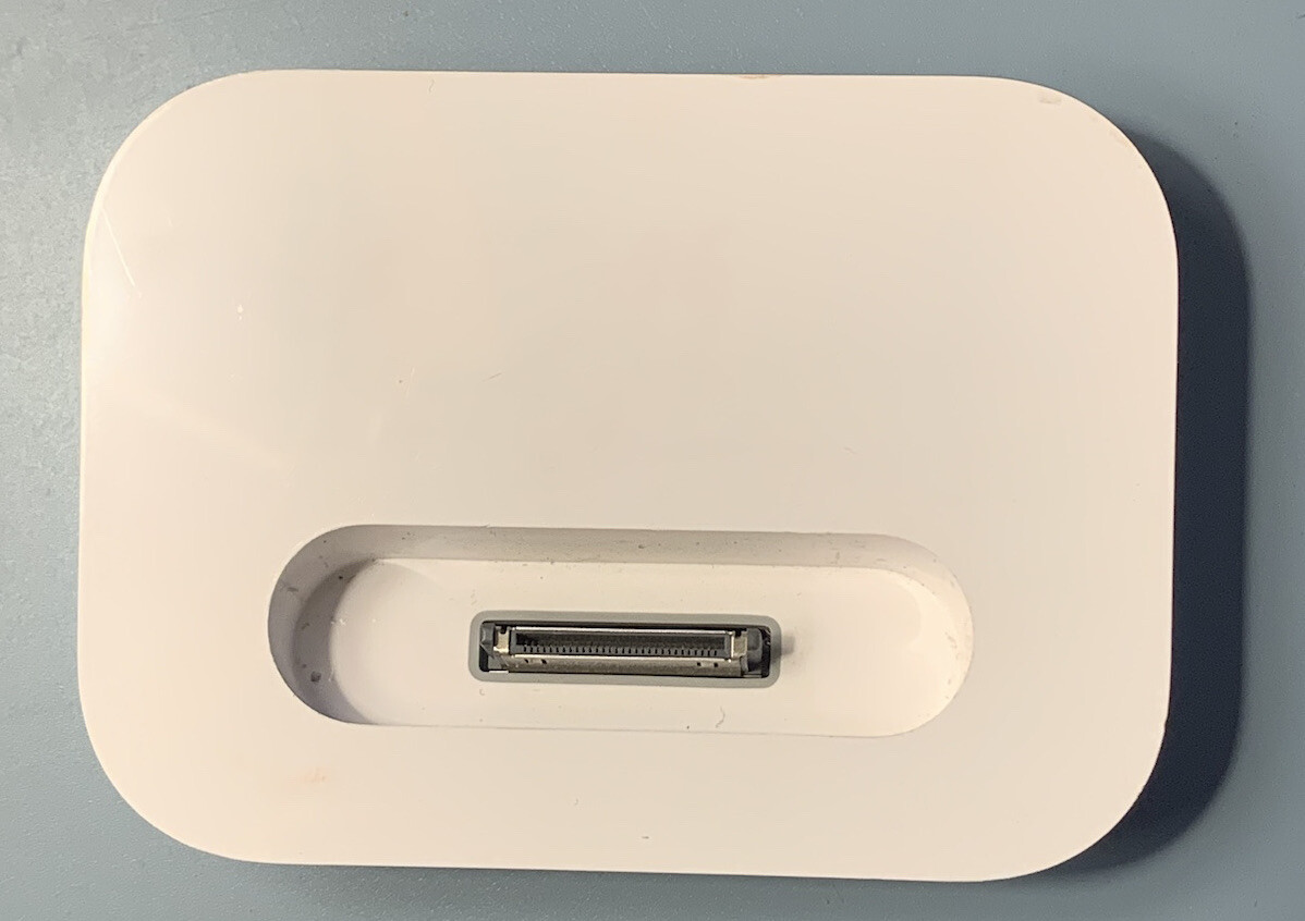 UNTESTED* Genuine Apple iPod 30-Pin Docking Station Charger 2003
