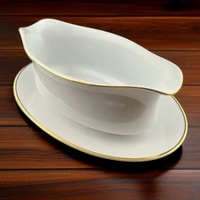 White 9" Gravy Boat Gold Trim & Attached Underplate  Double Spout Unmarked 