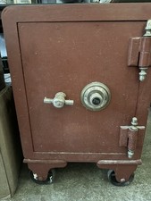 Yale Vintage Safe on wheels - Collectible - Pick Up Only