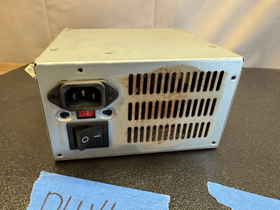 Vintage Sparkle Power SPI-235HI ATX 235W Power Supply – Untested - Image 2 of 4