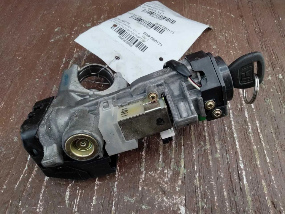 2002 HONDA CIVIC ПЕРЕКЛЮЧАТЕЛЬ ЗАЖИГАНИЯ ЦИЛИНДР В СБОРЕ С КЛЮЧОМ OEM  - Изображение 4 из 4
