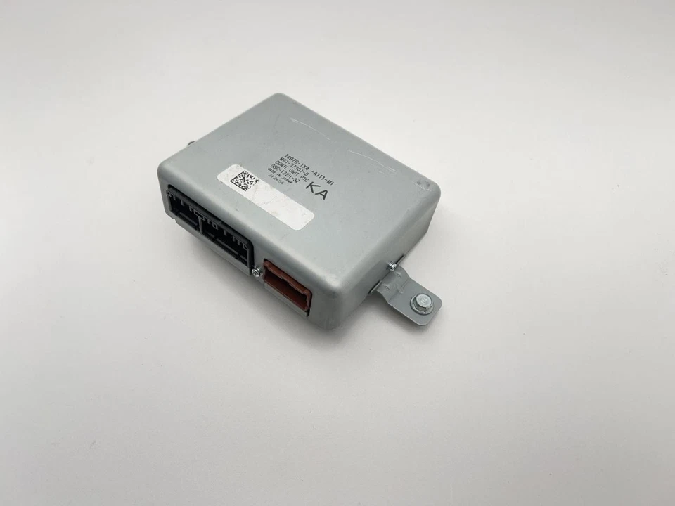 Módulo de control de puerta trasera eléctrica Acura RDX 2016-2018 60846 Foto 3 de 4