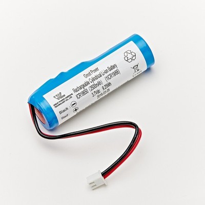 Lithium Ionen Akku Typ 18650 2500mAh 3,7V mit Stecker Li-Ion 