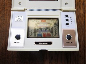 NINTENDO Oil Panic Game and Watch in Excellent Condition (OP-51) 1982