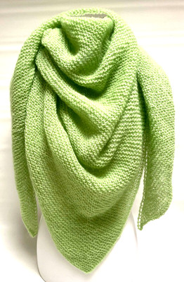 Handgestricktes Tuch Dreieckstuch Schal Handarbeit grün mit Mohair  Neu