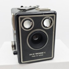Kodak SIX-20 BROWNIE C FILM camera  Tested Working  Good Condition London