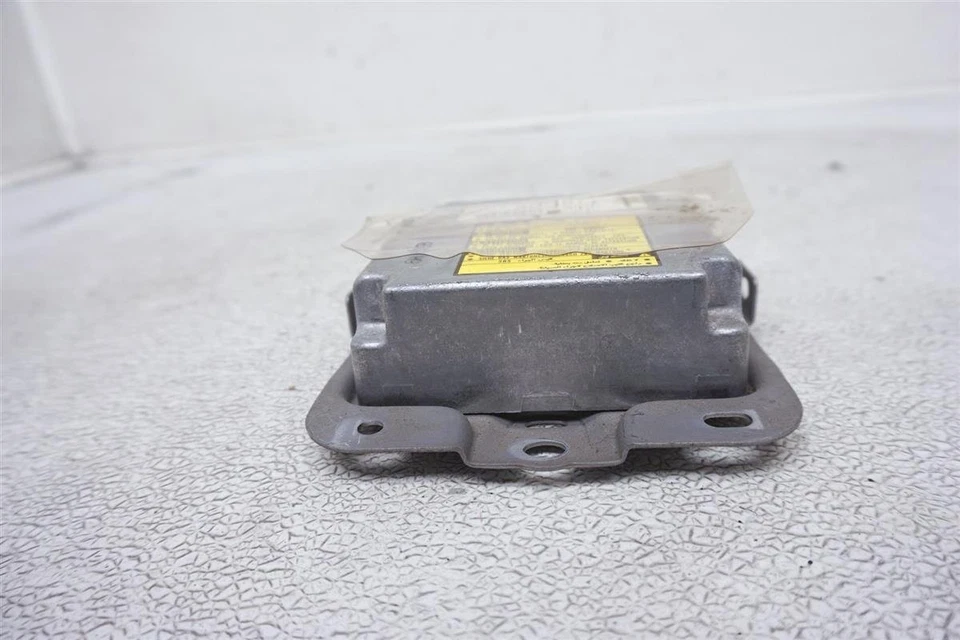 Unidad de módulo de computadora Lexus GS400 RS 1998-2000 - sin bolsas sopladas 89170-30231 Foto 2 de 4