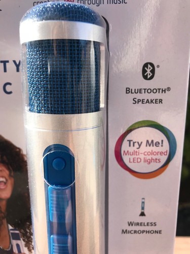 Singing Machine - Portable Microphone Wireless with Built in Bluetooth speaker - Picture 4 of 6