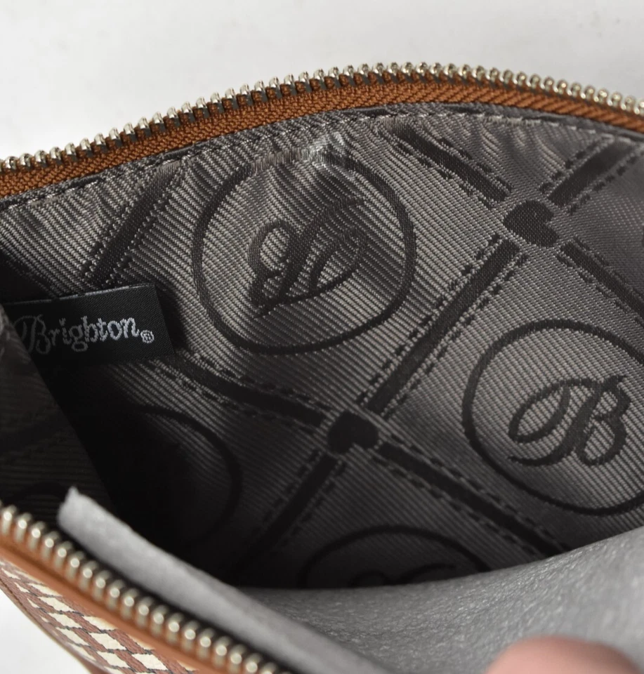 Brighton Ferrara Equipaje Mixología Mosaico Cuero Cremallera Bolsa Tostado y Blanco Tejido Foto 4 de 4