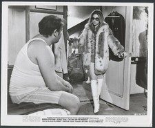 The Owl And The Pussycat  70 ALLEN GARFIELD BARBRA STREISAND FUR COAT