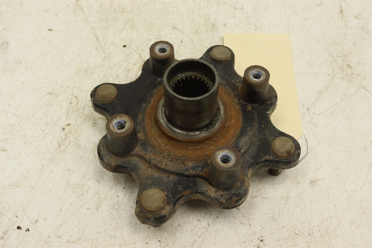 John Deere Gator XUV 550 S4 14 Wheel Hub AM148617 #2 38764 | eBay