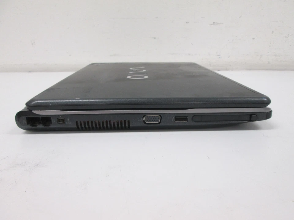 Sony Vaio PCG-7F1L laptop 512MB RAM NO HDD NO OS *PARTS ONLY* - Image 3 of 4