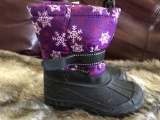 Girls Skadoo Snow Boots US Size 11