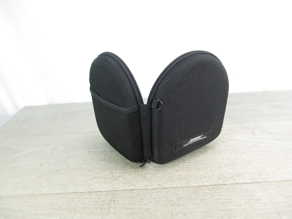 Bose QuietComfort QC2 Acoustic Noise Cancelling Headphone Carrying Hard Case - Image 3 of 4
