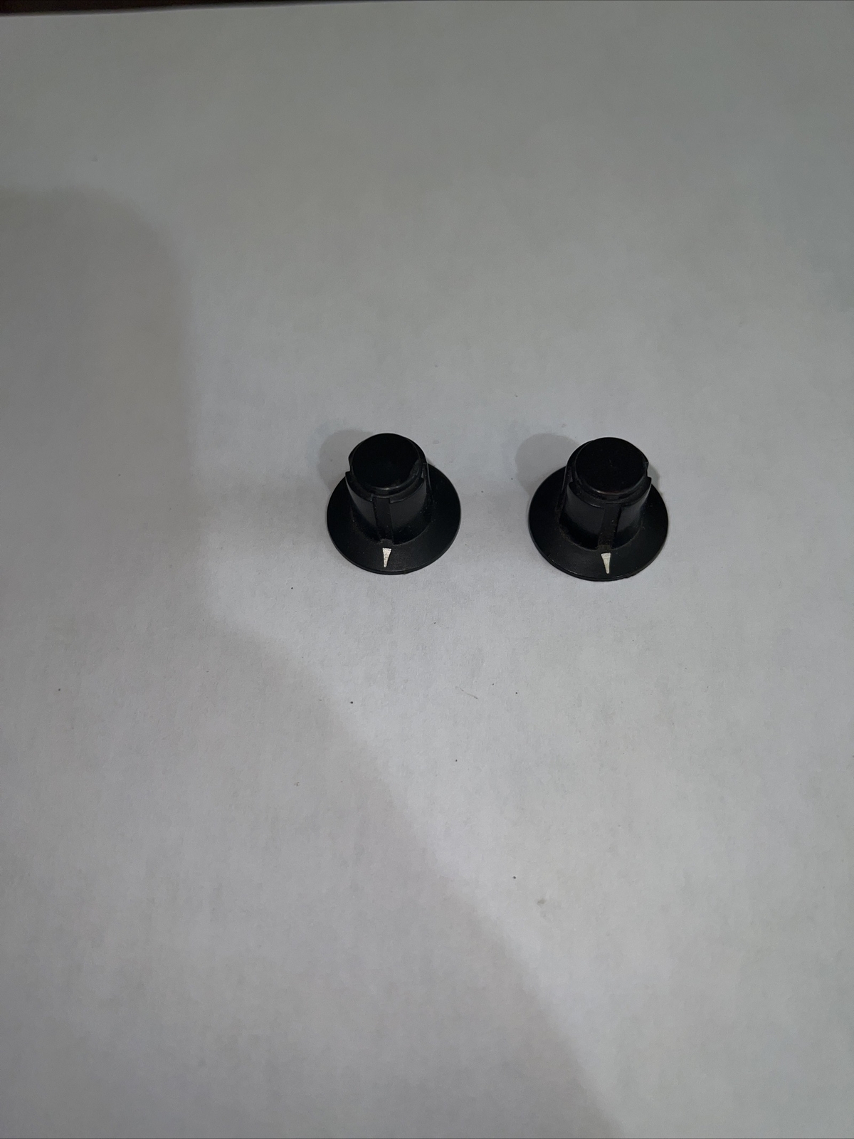 TRAYNOR 6400 MIXER AMP Set Of Volume Buttons ( 2 Pieces)