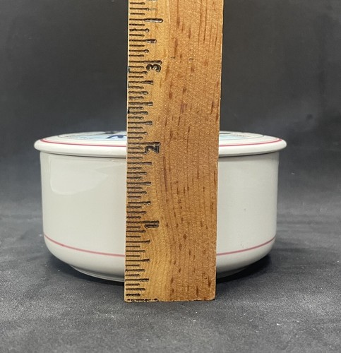 Villeroy & Boch Trinket Box NAIF CHRISTMAS Round Candy Dish with Lid Luxembourg - Picture 11 of 11