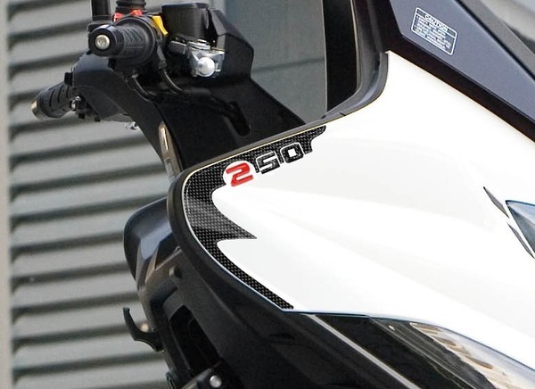 2 Adesive In 3D Gel Schutz FüR Kanten Scooter Kymco Xciting 250 Kompatibel-image