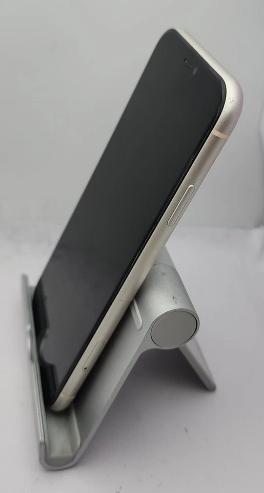 Apple iPhone 11 · 256GB, foto 4 di 5