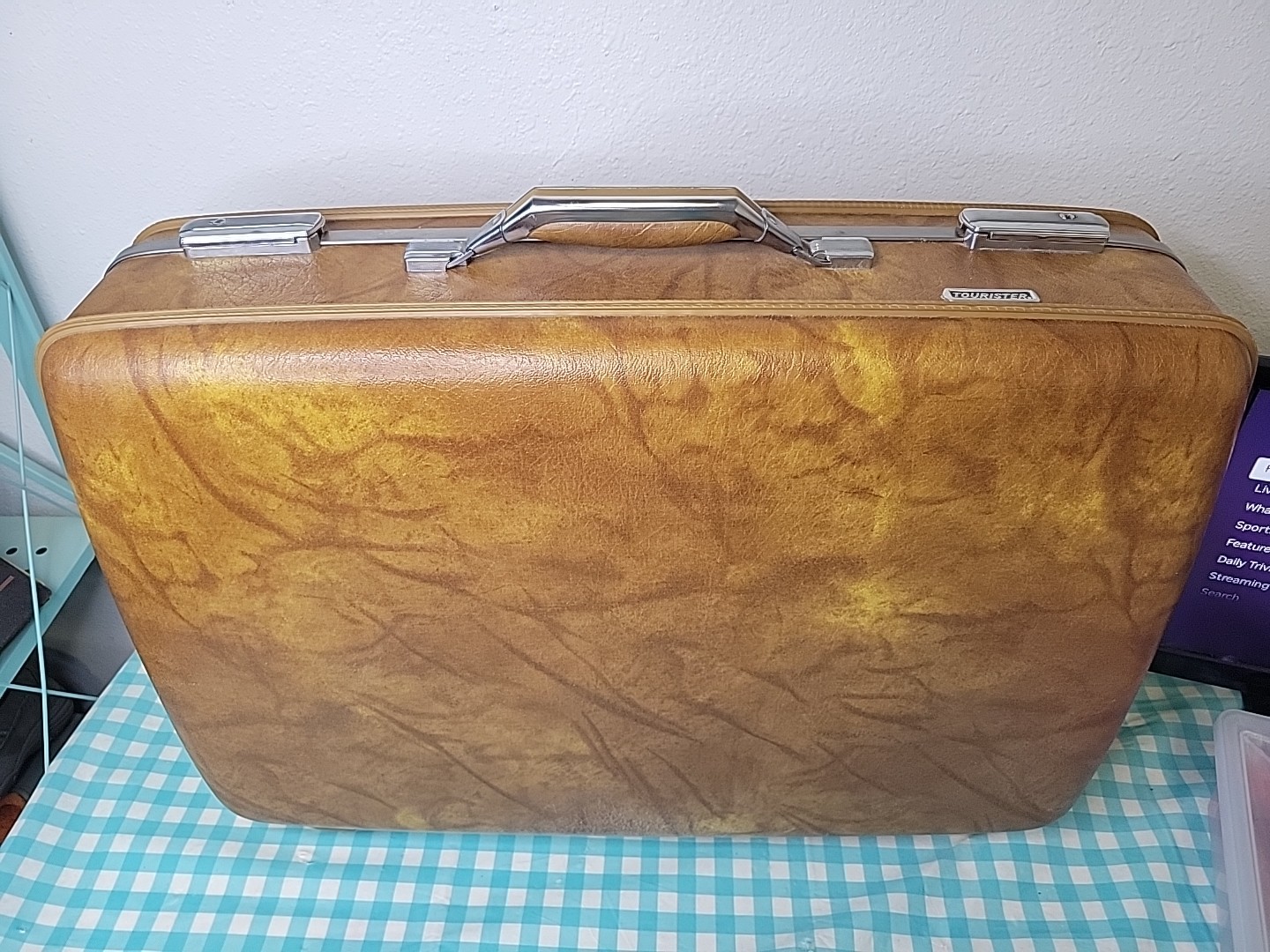 Vintage American Tourister PAT. 189333 Hard Shell Tan