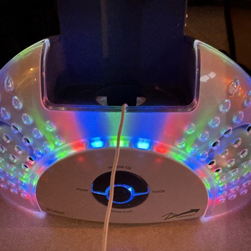 Sharper Image iPulse Stereo Speakers w/Universal iPod Dock & LED Lightshow S1345 - Picture 6 of 7