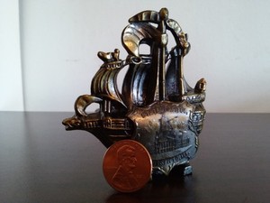Springfield Illinois state capitol metal souvenir ship sail boat nautical IL