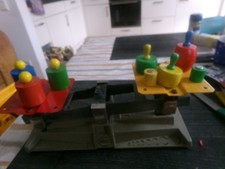 Kinder Metallwaage von Ohaus lt. Fotos und Holzgewichte
