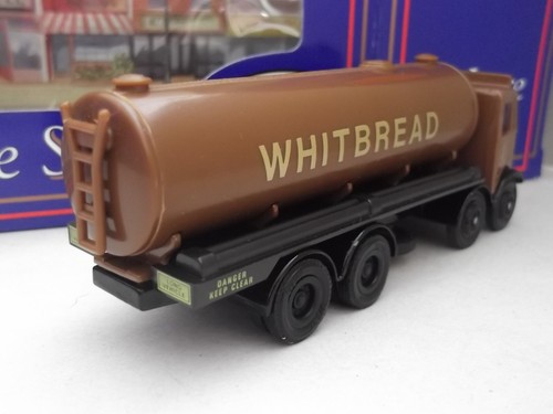 EFE DE Luxe Series 10606DL, AEC Mammoth Major 8 wheel Tanker, Whitbread -1:76 - Bild 4 von 5