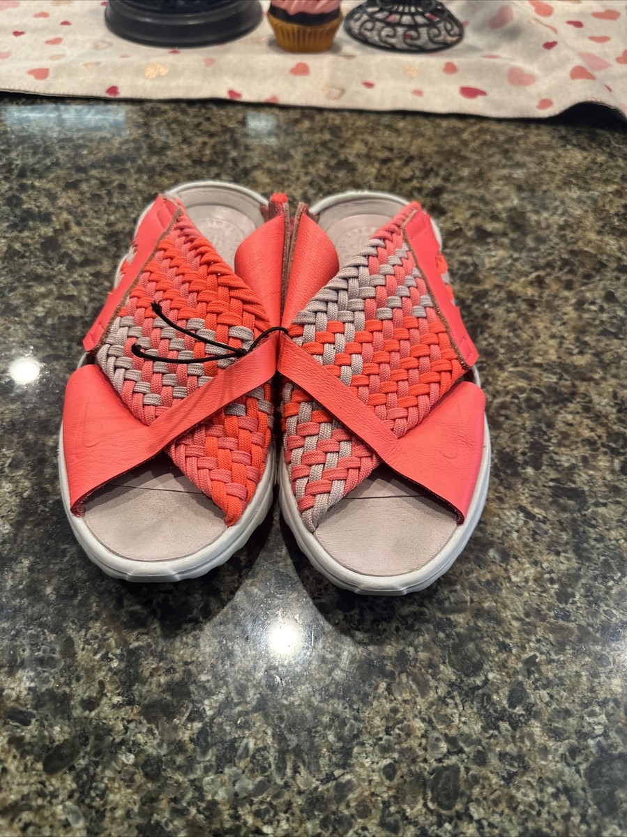 nike huarache solar red