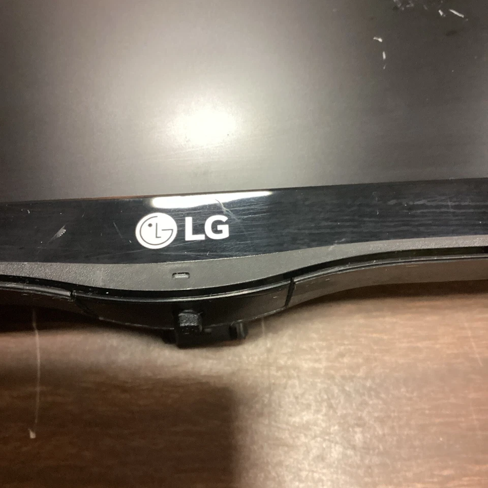 LG 22MC57HQ-P 22" IPS Monitor***NO POWER CORD F97 - Image 2 of 4