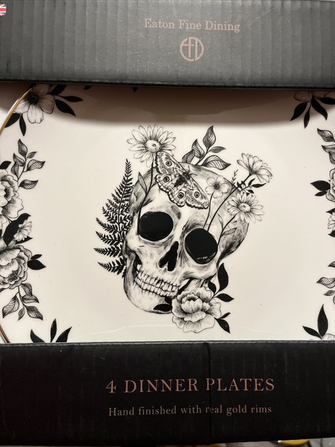Set of 4 Eaton Fine Dining Halloween Dinner Plates Halloween Skull Gold Trim Set of 4 Eaton Fine Dining Halloween Dinner Plates Halloween Skull Gold Trim