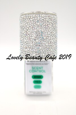 BATH & BODY WORKS / PEARL APPLIQUE TOPPER (SCENT CONTROL) / WALLFLOWER PLUG