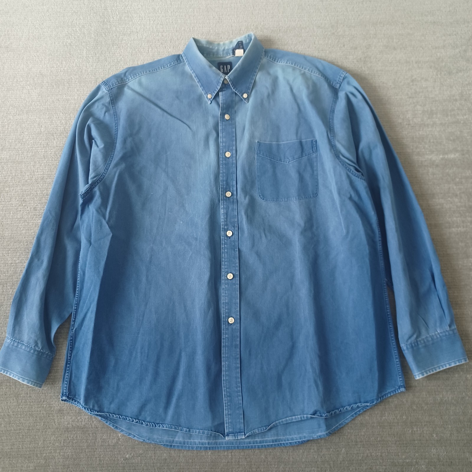 Vintage Gap Denim Shirt Mens XL Blue Long Sleeve Faded Button Down 90s USA