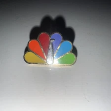 NBC BROADCASTING TV TELEVISION BROADCASTING STATION PIN PEACOCK LOGO NETWORK