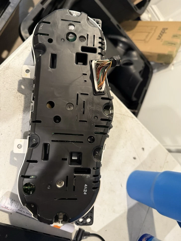 Cuadro de instrumentos velocímetro Kia Optima 2014 OEM 94031-2T270 millas 262.868 Foto 4 de 4